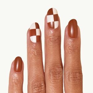 NIB Chillhouse Chill Tips Want S’More Modern Press-On Nails